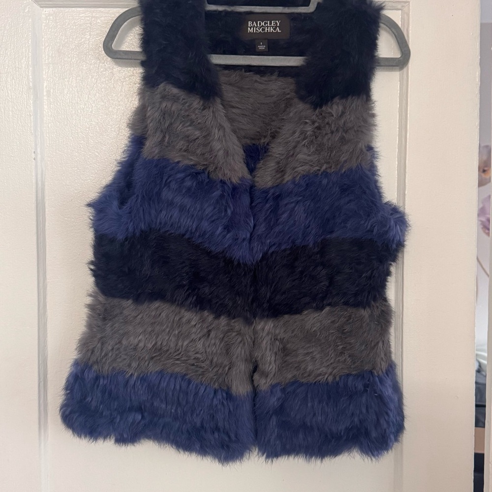 Badgley Mischka Genuine Rabbit Fur Vest - Picture 3 of 15